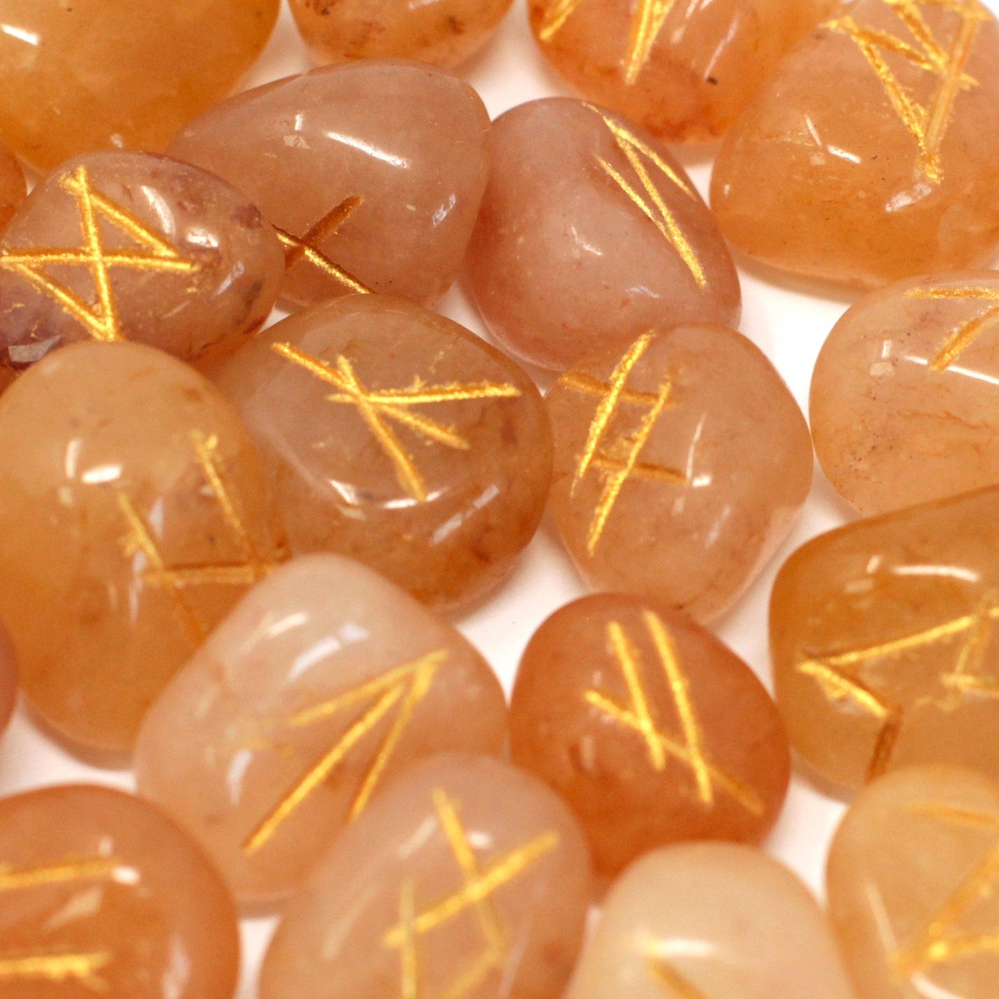 Runes divinatoires en Aventurine